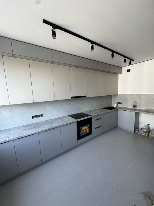 Кухни на заказ. Корпусная мебельна заказ. Шкафы на заказ. Призожая