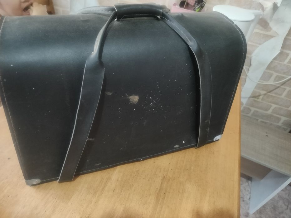 Швейная электрическая машина ссср