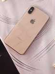 iPhone XS 64 GB . Gold