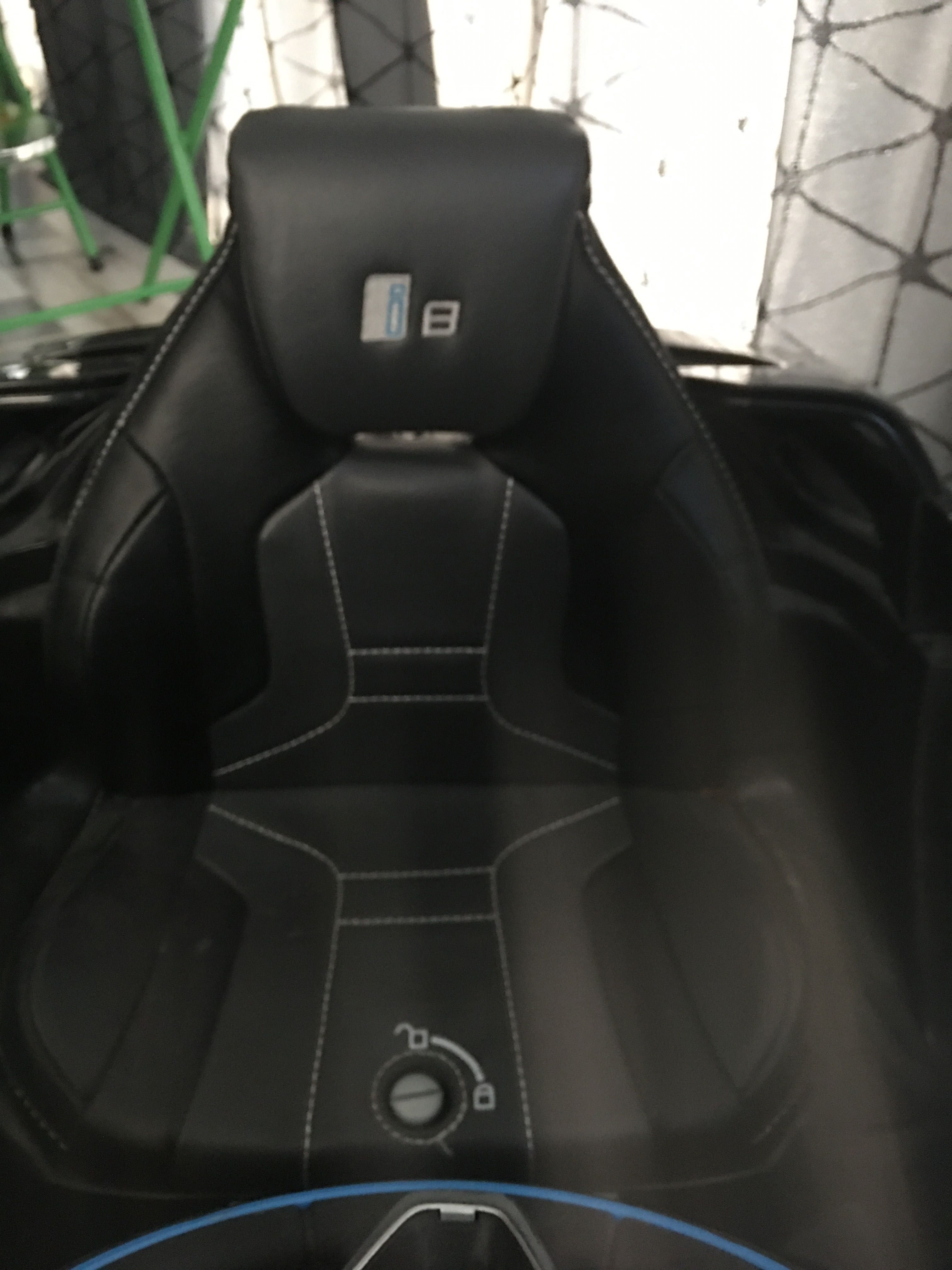 Детска електрическа количка BMW i8 concept
