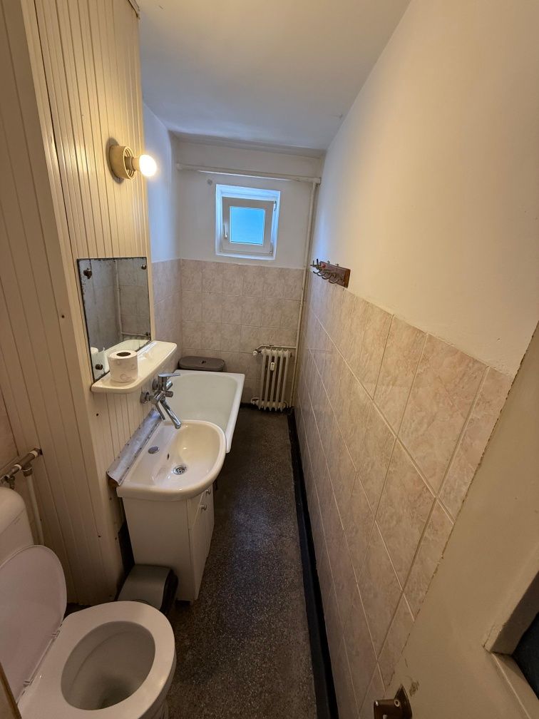 APARTAMENT de închiriat  - Zona Universități