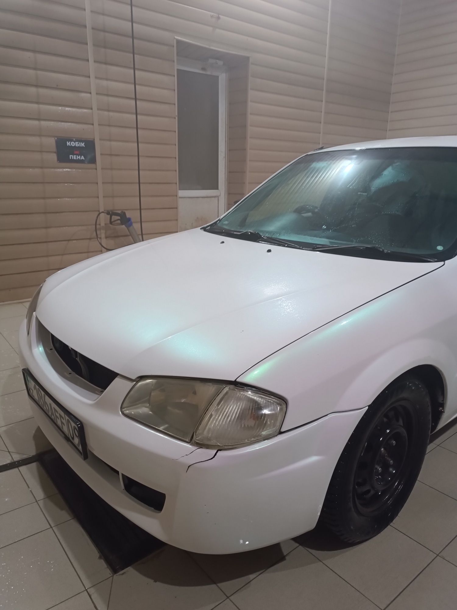 Продам авто Mazda Familia