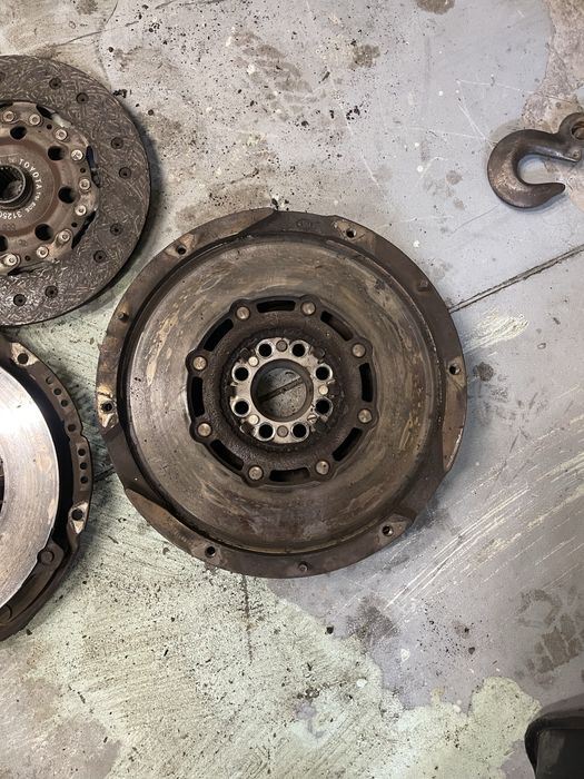 Kit ambreiaj Toyota Rav 4 2.2D 6 trepte