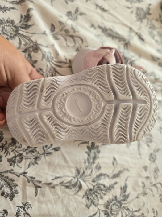 Нике маратонки 19 5