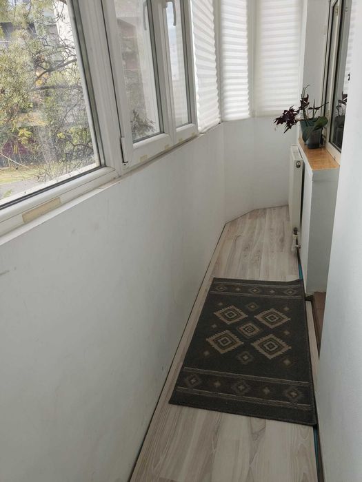 Vând Garsonieră, 13 Septembrie