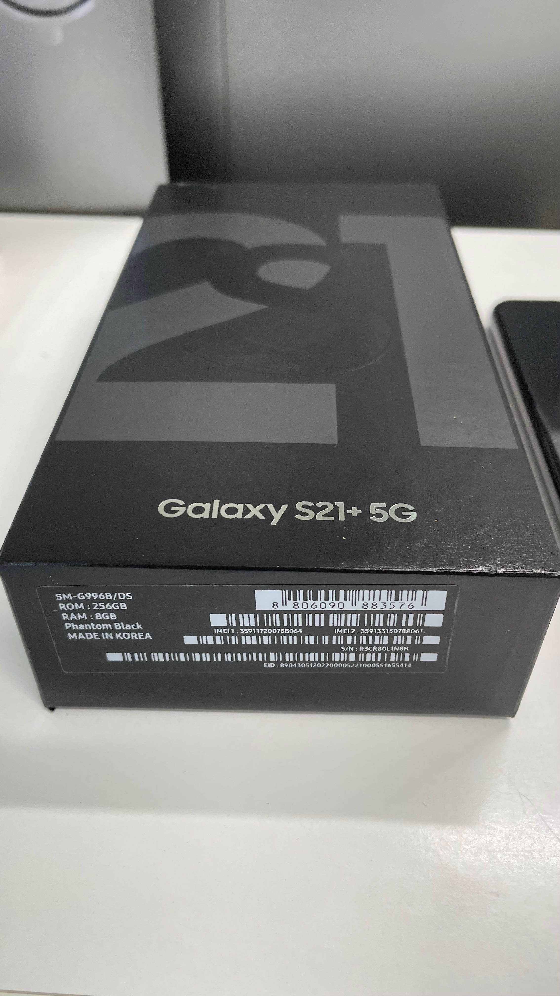 Samsung Galaxy S21 + Plus / 5G / 256GB / Добро състояние !