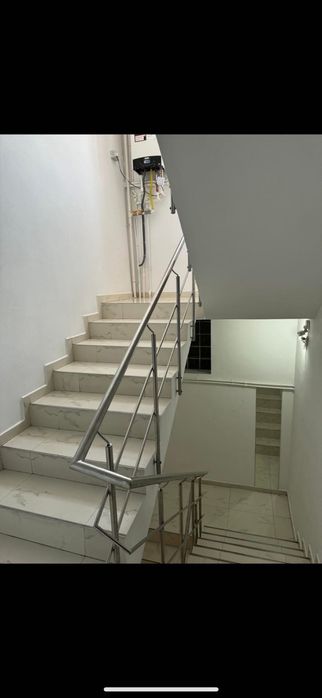 Inchiriez pentru studenti camere la vila zona Delfinariu