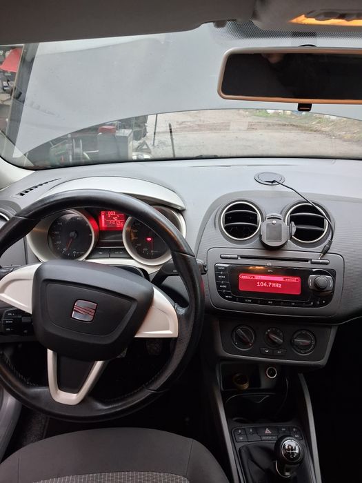 Seat ibiza 1.4 бензин/газ 2010г