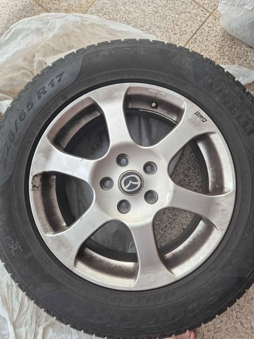 Set Jante aliaj Mazda R17, cu anvelope de iarnă