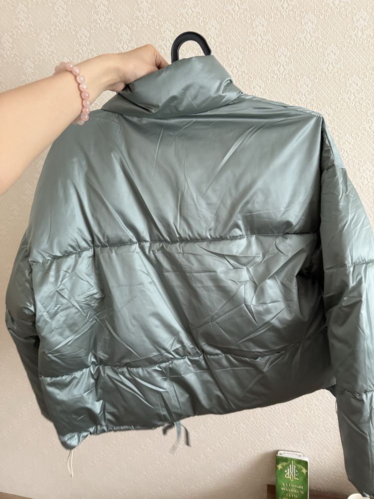 Продам Женскую Куртку