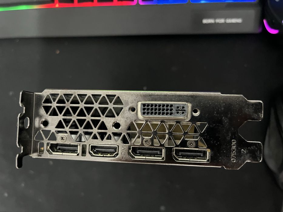 Vand placa video gtx 960 zotac 2 gb