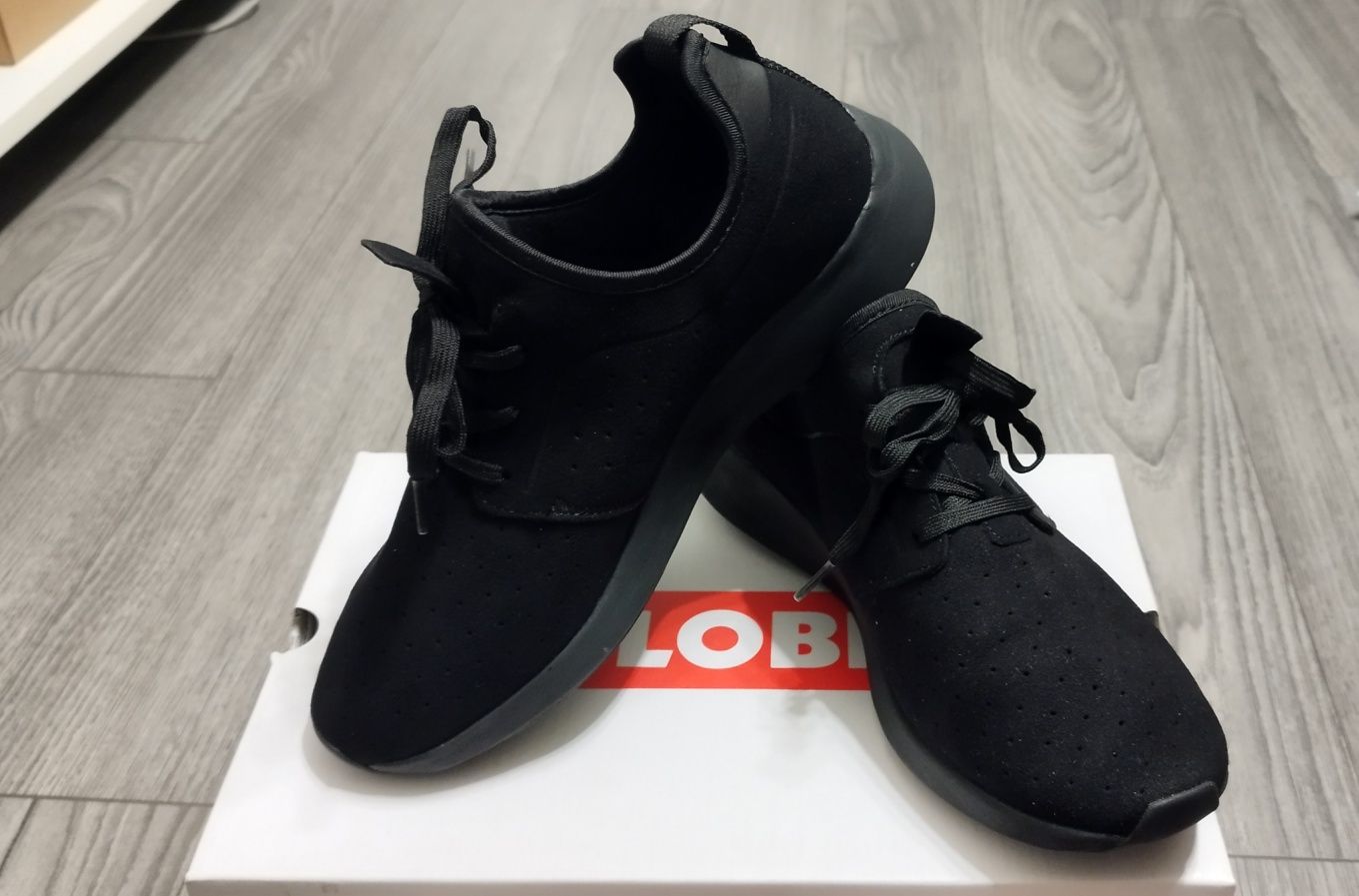 Кецове / маратонки  GLOBE DART LYT BLACK/BLACK номер 41