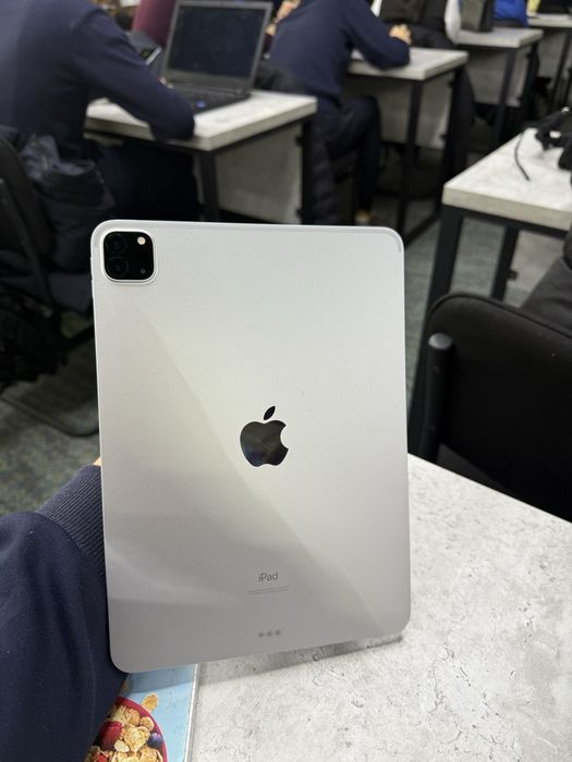 Ipad pro M1 128gb Ideal