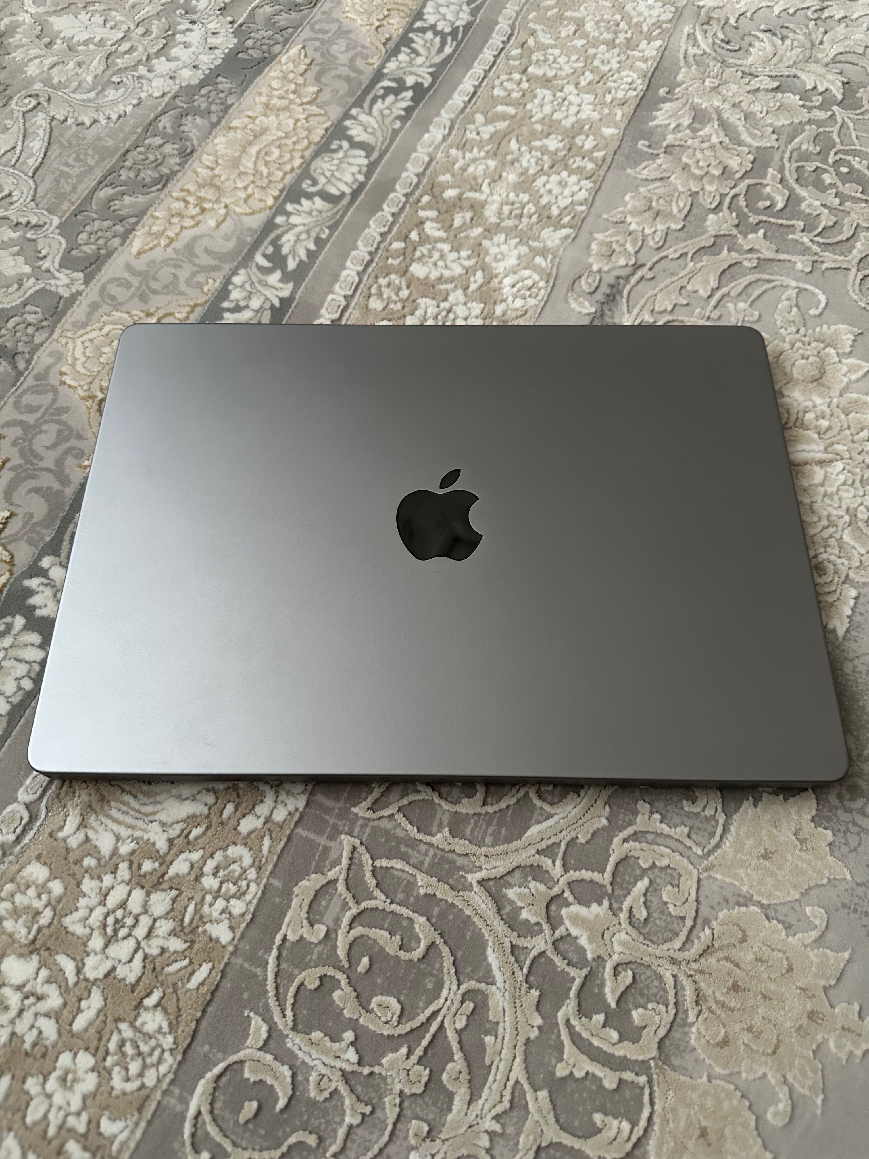 MacBook Pro 14 inch M3