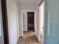Vand apartament 3 camere, decomandat, zona Independentei