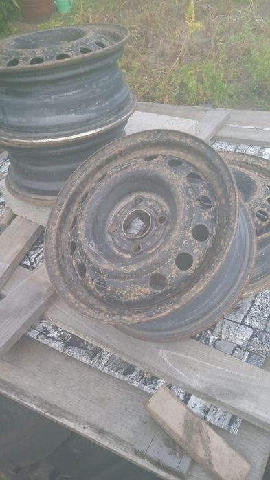 Диски.  железные