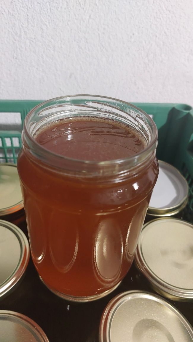 Пчелен мед производител