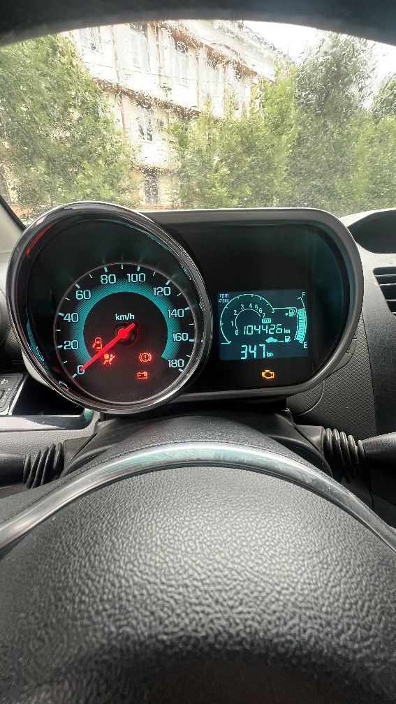 Продаю свой автомобиль chevrolet spark