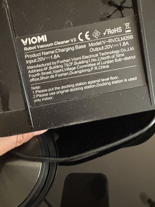 Aspirator robot folosit foarte putin