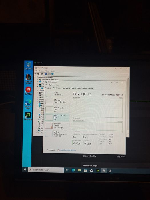 PC gaming  Calculator complet ( monitor + casti + tastatura + mouse +