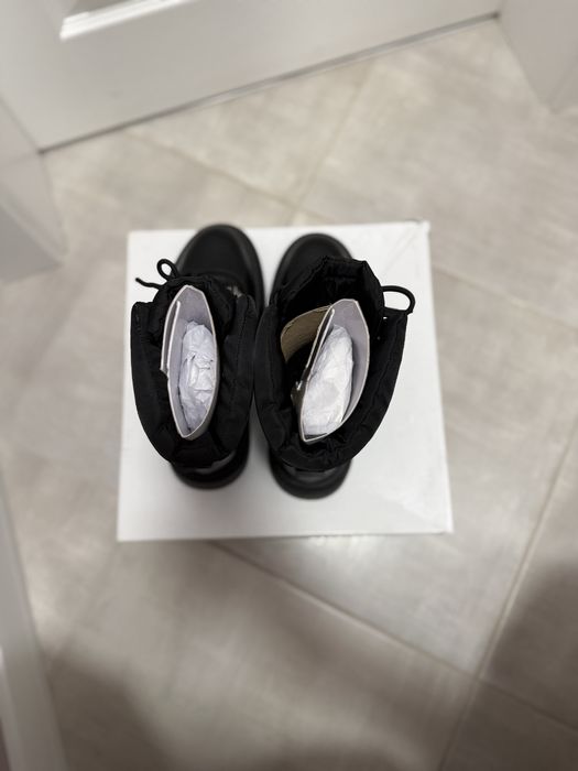 Кожени боти Guess