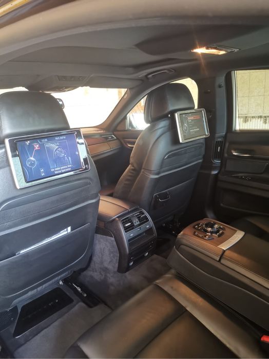 Bmw seria 7 full pachet 2015