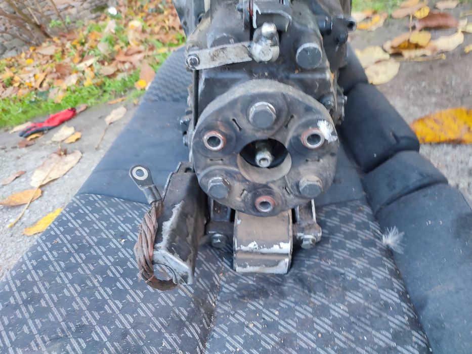 Скоростна кутия за Мерцедес c220