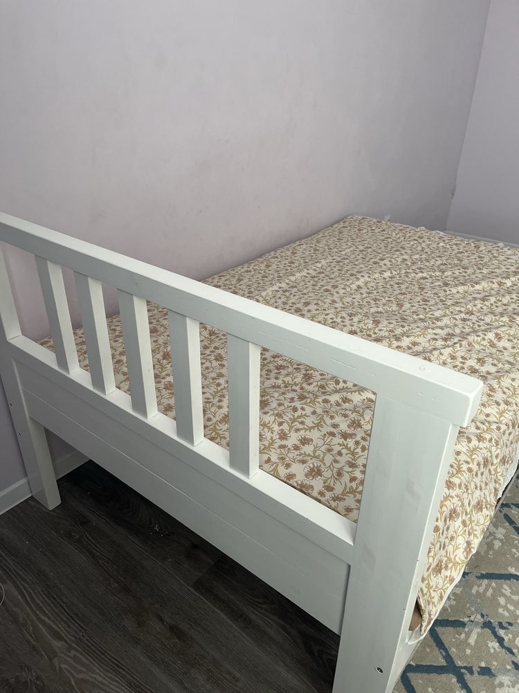 Продам односпальную кровать