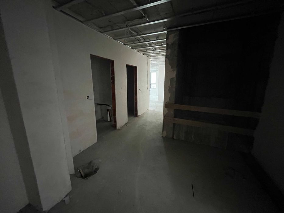 Продава се Многостаен апартамент в Казанлък - 338 кв.м за 1243 €/кв.м - Снимка #12