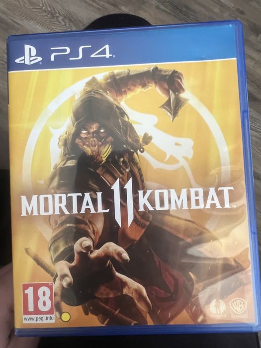 Продавам игра за PS4-Mortal Kombat 11