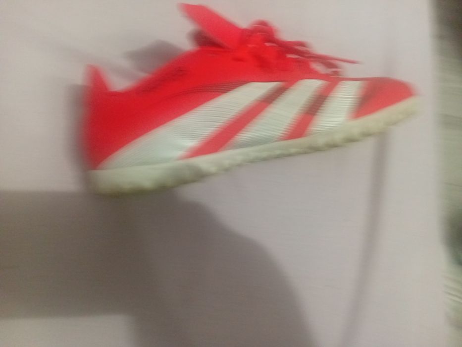 Crampni sintetic adidas predator