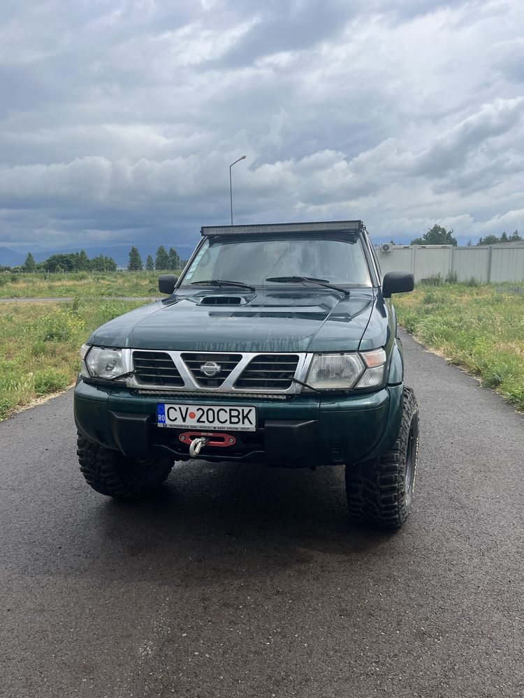 Nissan Patrol Y61 motor 2.8 autoutilitara