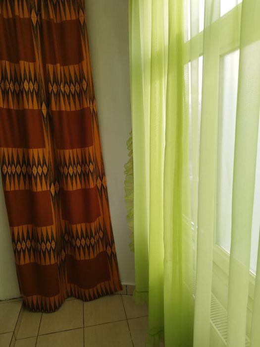 Inchiriez apartament 2 camere cu loc de parcare