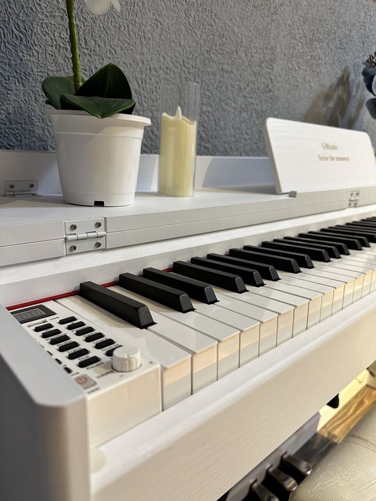 Цифравое пианино Gmusic  Белый матовый + банкетка