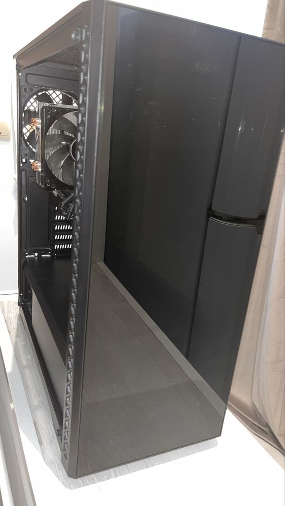 PC i5 9600K GTX 1660 OC 16GB RAM
