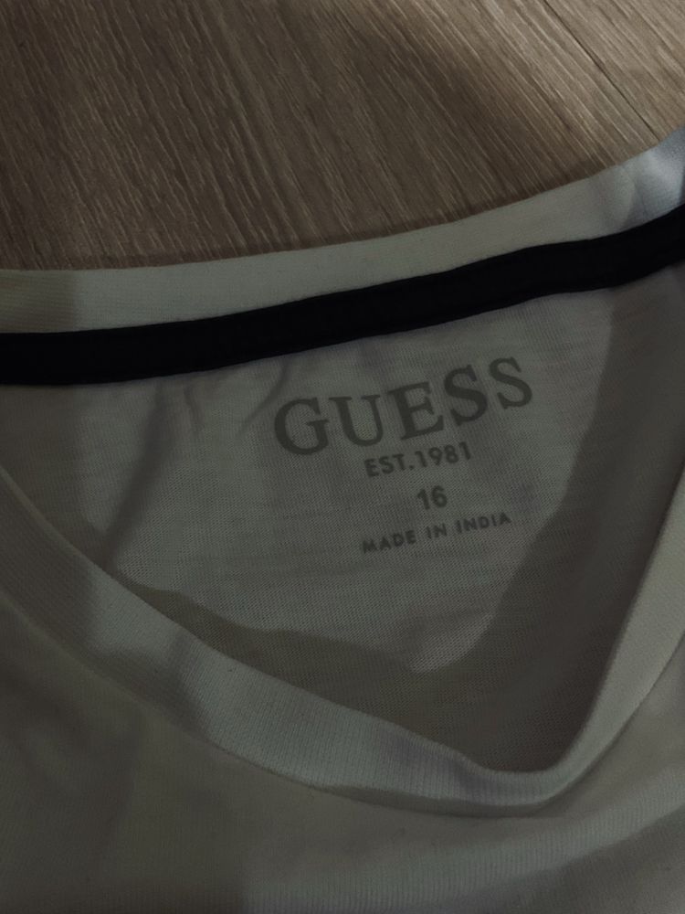 Мъжка юношеска блуза GUESS