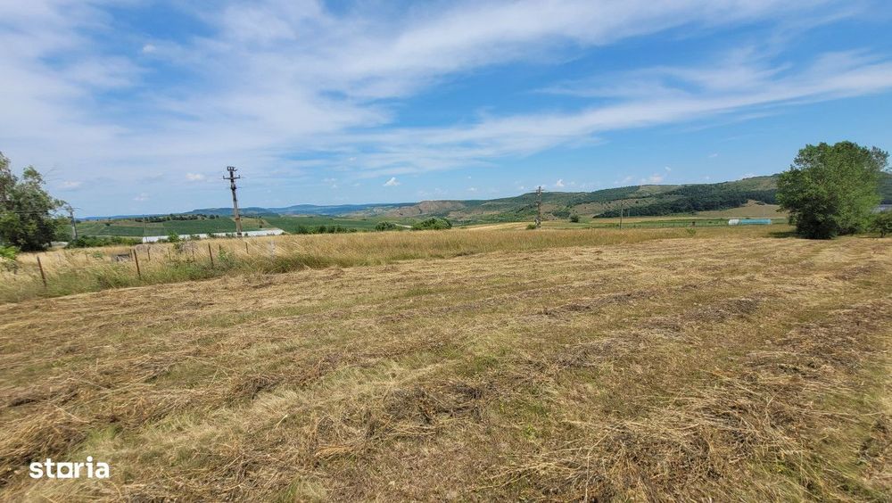 Teren intravilan, 1800mp, front 25 metri, Deusu, Cluj