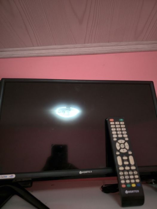 Televizor vortex cu diagonala de21 " (53 cm)