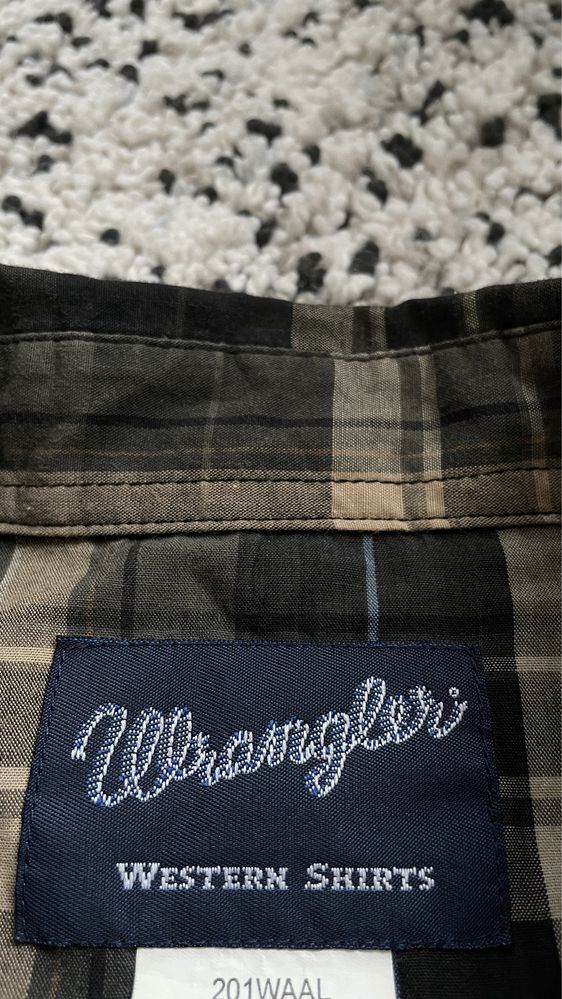 Нова мъжка риза Wrangler размер S,ANDREWS размер L