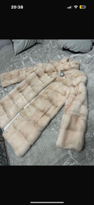 Продам шубу в хорошем состояние