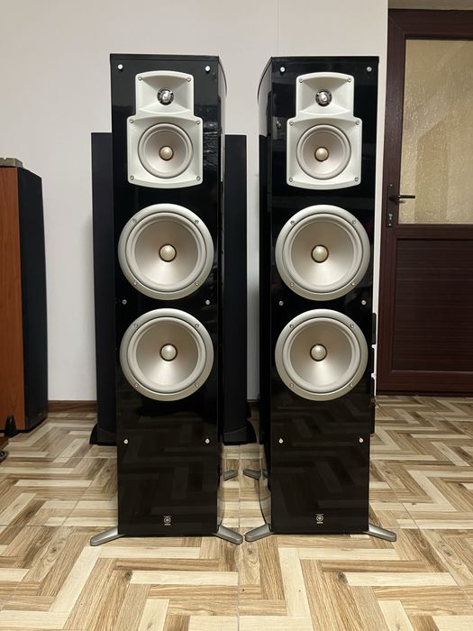 Boxe Yamaha NS-777