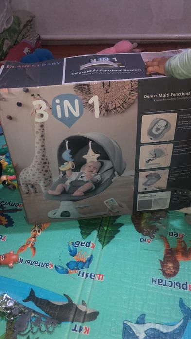 Шезлонг новый,ходунок