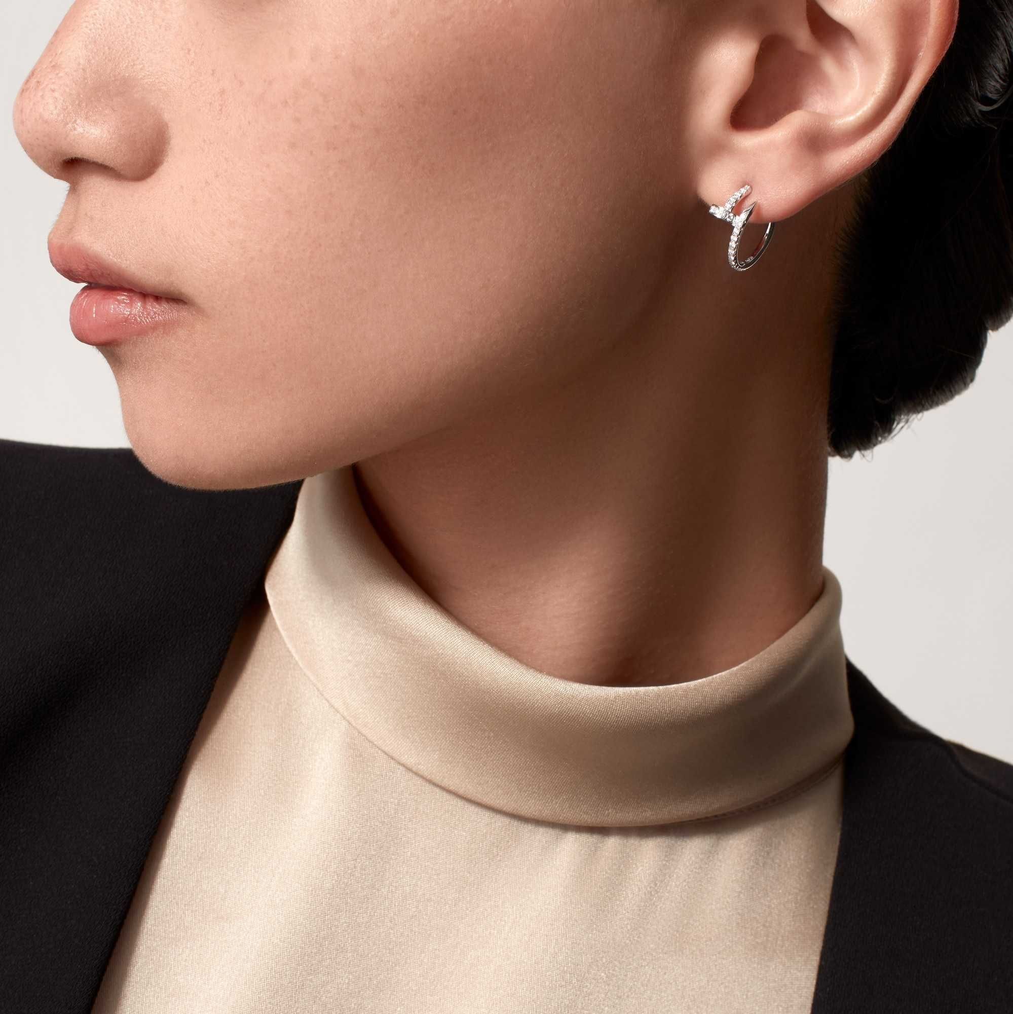 CARTIER Nail Juste un Clou Hoop Silver Diamonds Дамски Обеци Пирон