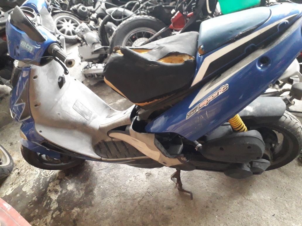 Aprilia SR 50i 2009