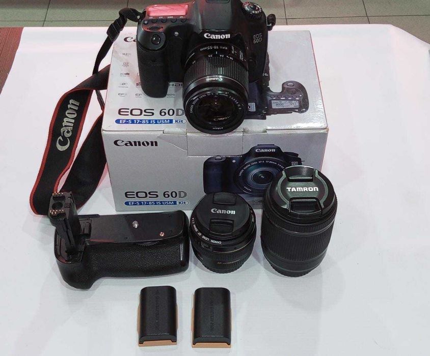 Фотоаппарат Canon 60D