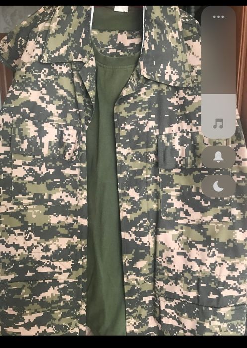 Военная форма для кафедры  размер 48 цена 50000 б/у в хорошем Состояни