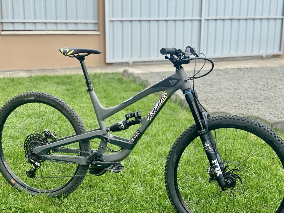 Yt industries capra core 3 2024- stare CA NOUA