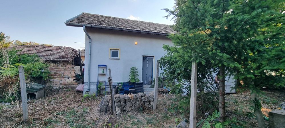 Продава се Промишлена сграда в с. Ломци, Област Търговище - 75 кв.м за 1700 €/кв.м - Снимка #10