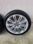 Set roti Audi A8
