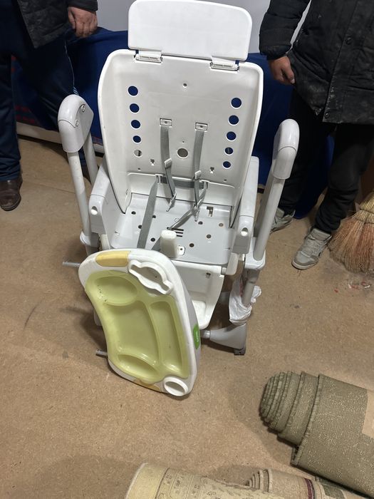 Тамақ ішетін стул